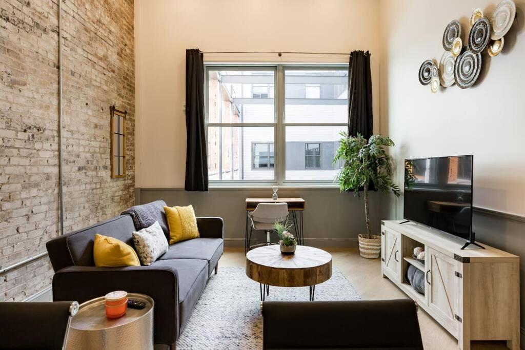 Gorgeous Condo In The Heart Of Dt Birmingham! エクステリア 写真